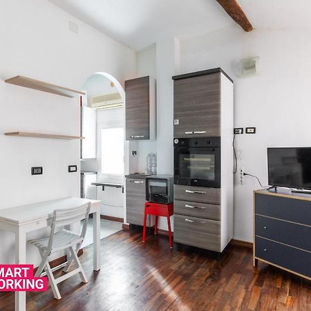 Studio Malcontenti Con Terrazzo By Wonderful Ltaly Болонья Экстерьер фото