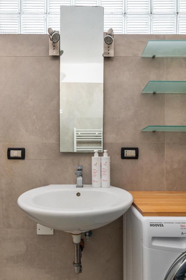 Studio Malcontenti Con Terrazzo By Wonderful Ltaly Болонья Экстерьер фото